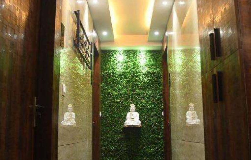 Hotel Imperial Crown